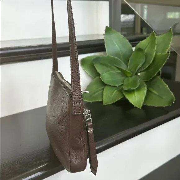 Fossil genuine leather like new crossbody shoulder purse brown - Picture 4 of 10